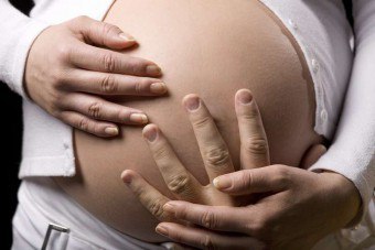 الحمل: كيف يتطور الطفل في الرحم؟