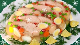 الطبق الملكي على طاولتك: وصفات لإعداد جيلي الأسماك