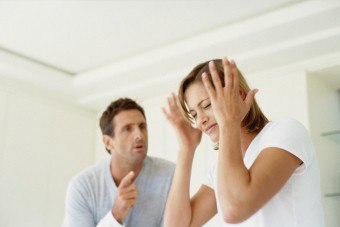 O que devo fazer se meu marido for espancado e como devo viver?