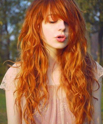 Hva vil drømboken fortelle om det lange røde håret?