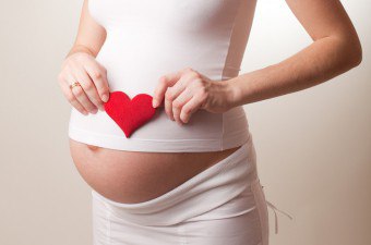 HSVとは何ですか？妊娠中の女性のためにそれはどのように危険ですか？