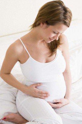 Zinková masť počas tehotenstva: môže byť použitá a aké sú kontraindikácie?