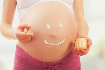 Zinková masť počas tehotenstva: môže byť použitá a aké sú kontraindikácie?
