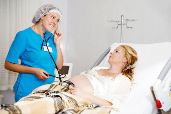 การตั้งครรภ์ในครรภ์: มีสาเหตุใดบ้างที่กังวล?
