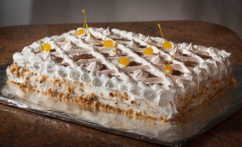 Dessert för den starka halvan av mänskligheten: Vi lär oss att förbereda en tårta "Male Caprice"