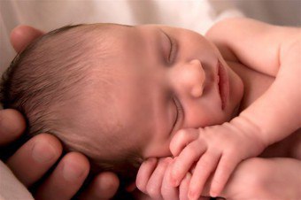 Tvar hlavy novorodenca: norma a odchýlky od nej