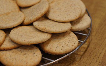Que tipo de massa é feita a partir de biscoitos?