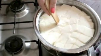 집에서 kefir 치즈를 만드는 법 : 요리법, 팁, 권장 사항