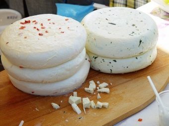 Hoe kaas van Kefir thuis koken: recepten, tips, aanbevelingen