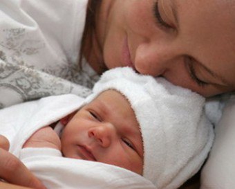 Bagaimana untuk menyembuhkan selesema kepada bayi yang baru lahir?