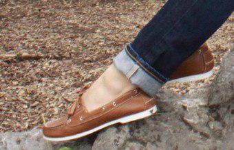 余分な靴下：素足で履く靴の概要