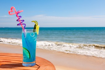 Cocktail "Blue Lagoon" - oppskrift på en vellykket fest