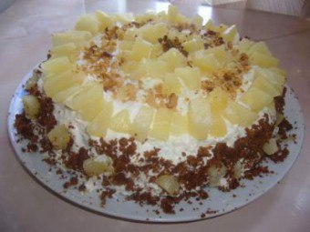 الحلويات الشهية مع الأذواق الغريبة: نقوم بإعداد كعكة الأناناس