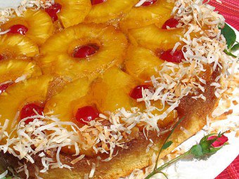 Деликатеси од кондиторских производа са егзотичним укусом: припремамо торту од ананаса