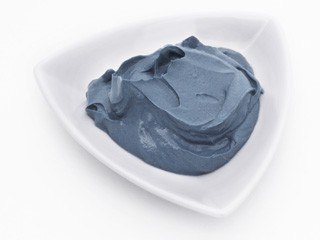 Máscara para cabelos oleosos com argila azul
