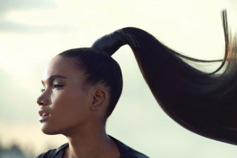 La falsa coda di capelli naturali - sperimentiamo con l'aspetto
