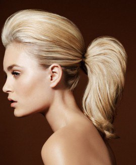 La falsa coda di capelli naturali - sperimentiamo con l'aspetto