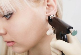 Ako bezpečné je piercing ucha?