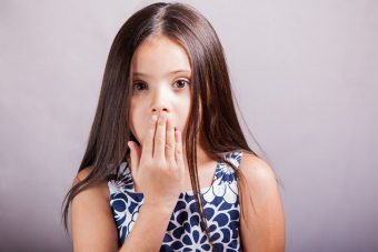 Obehaglig näsa lukt i ett barn: vikten av att behandla en liknande sjukdom