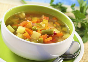 Sup sayur-sayuran untuk penurunan berat badan