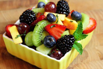 فاكهة مفيدة لفقدان الوزن واستنتاج الدهون