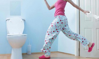 Diaré med menstruasjon: Mulige årsaker og karakteristika ved behandling