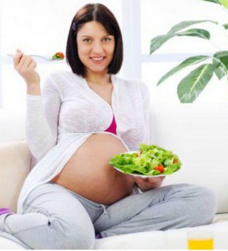 妊娠における食欲の喪失：増加する原因と方法