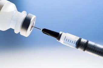 การฉีดวัคซีนในบ้านคลอด: ประโยชน์หรือเป็นอันตราย?
