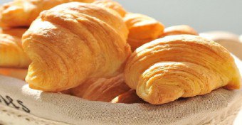 Vi reiser til Frankrike: Vi lagrer croissanter fra bladerdeig