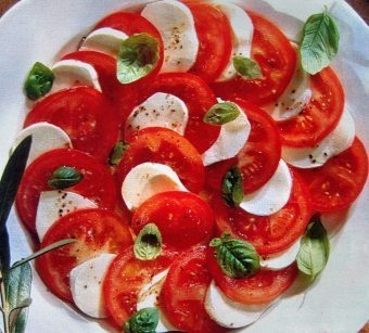 Рецепти за салату са Адигхе сира
