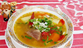 Resipi untuk memasak sup yang sedap dan enak: belajar bagaimana memasak shulum dari babi