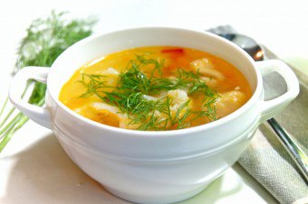 おいしい、有用な、刻んだスープを毎日作るためのレシピ
