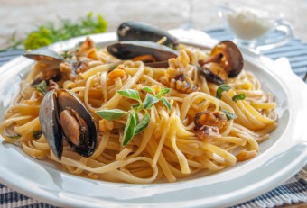 Resipi untuk memasak spageti yang lazat dalam bahasa Itali