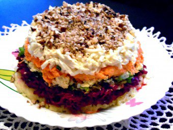 Salata Napoleon din prăjituri cu umpluturi diferite: cele mai bune rețete