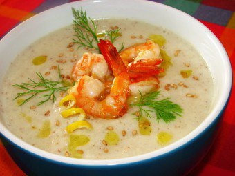Krémová polievka s krevetami: ako rýchlo pripraviť lahodné jedlo?