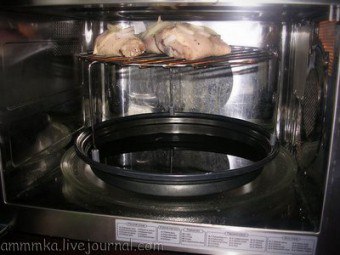 Cucina moderna: il forno a microonde è un must!