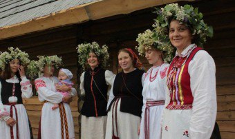 Tradiții și obiceiuri de nuntă în Belarus