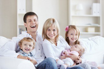 Anak ketiga dalam keluarga: kebahagiaan tiga atau kegilaan?