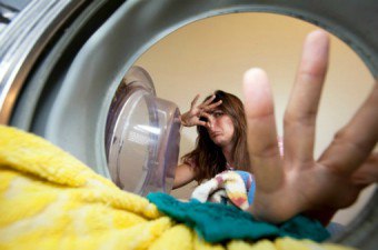 Vi tar bort doften av mögel i tvättmaskinen: Vi eliminerar svampen och förhindrar dess utseende