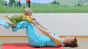 Pratimai po gimdymo: stiprina pilvo raumenis ir mažina svorį