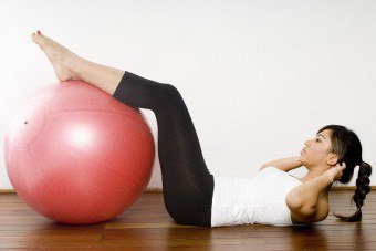 Øvelser med ballen til ryggraden: Effektiv trening