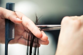 Kokia savaitės diena yra geriau kirpti plaukus: liaudies ženklai ir astrologų rekomendacijos